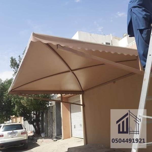 مظلات سيارات